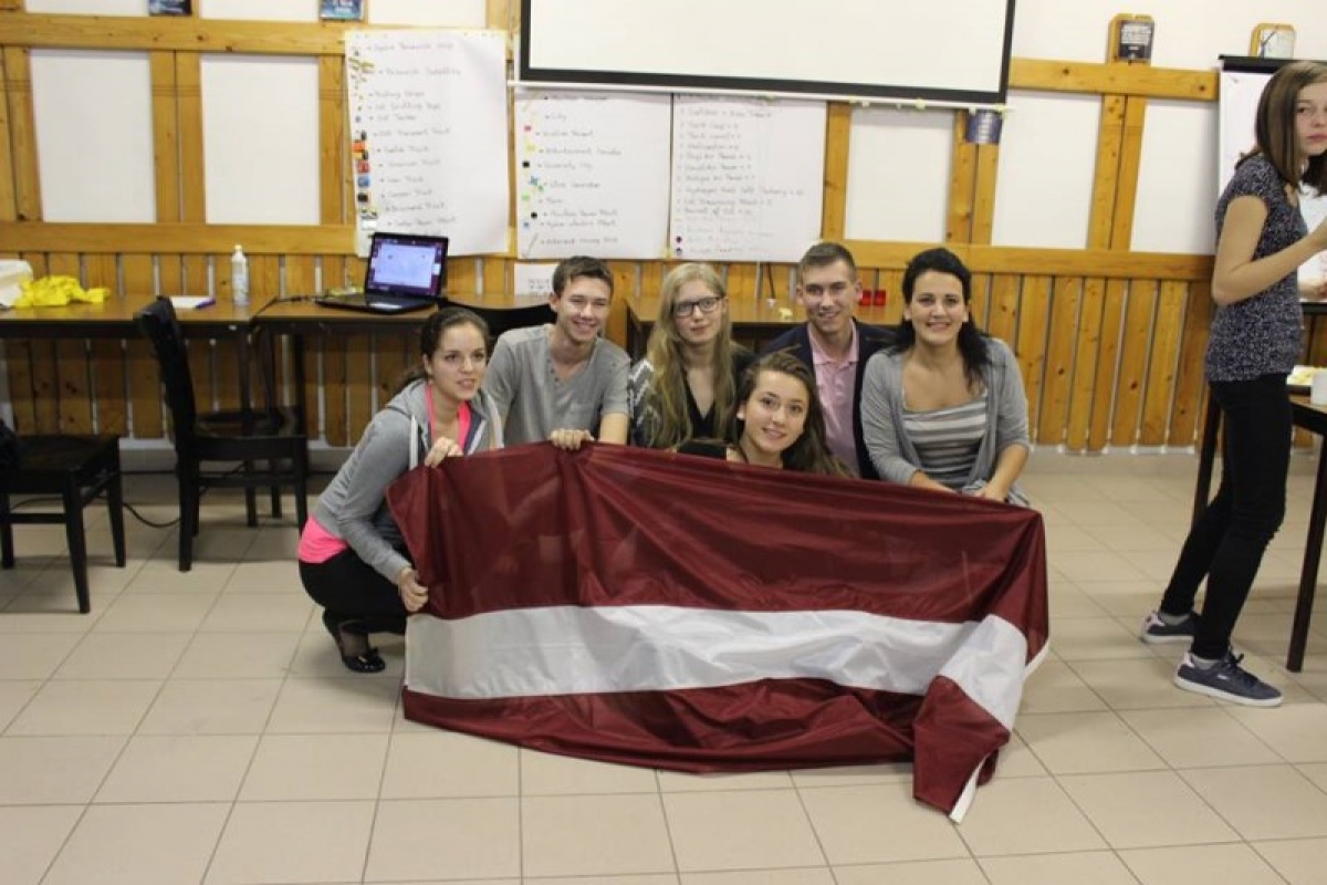 Maltas vidusskolas skolēnu dalība projektā “YOUth 4 Peace” Rumānijā
